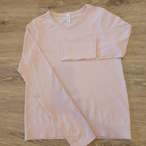 Athleta in motion top